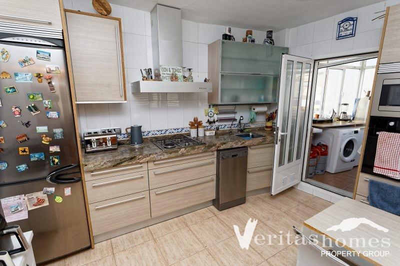 Apartment in Garrucha - Image 4